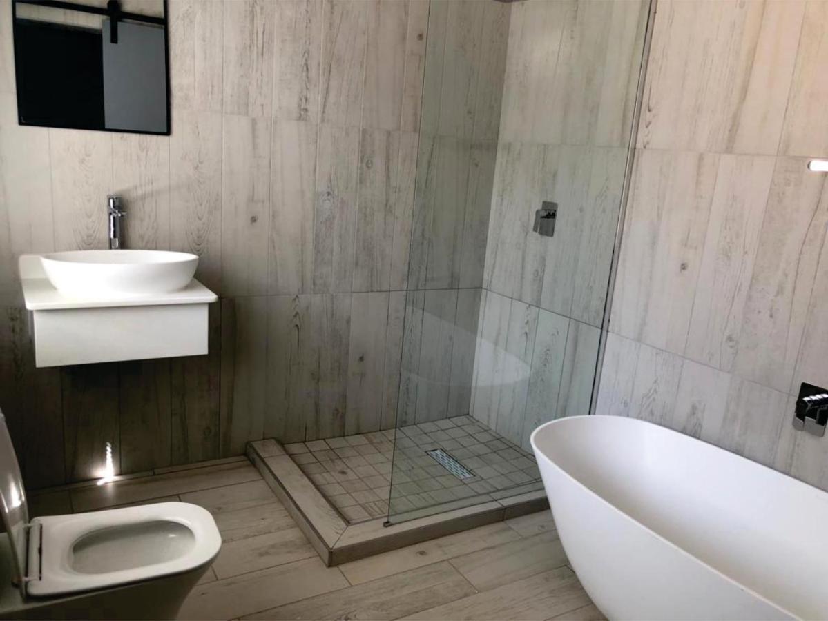 Beesdam Guesthouse Potchefstroom Dış mekan fotoğraf