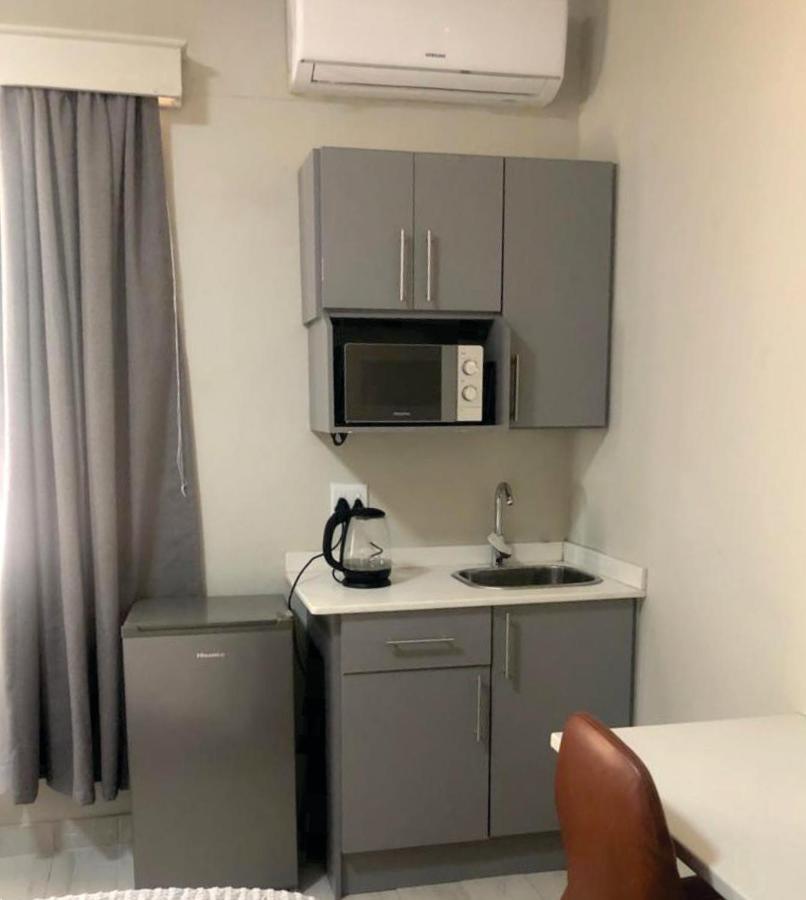 Beesdam Guesthouse Potchefstroom Dış mekan fotoğraf